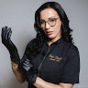Meet your Posher, Kenia